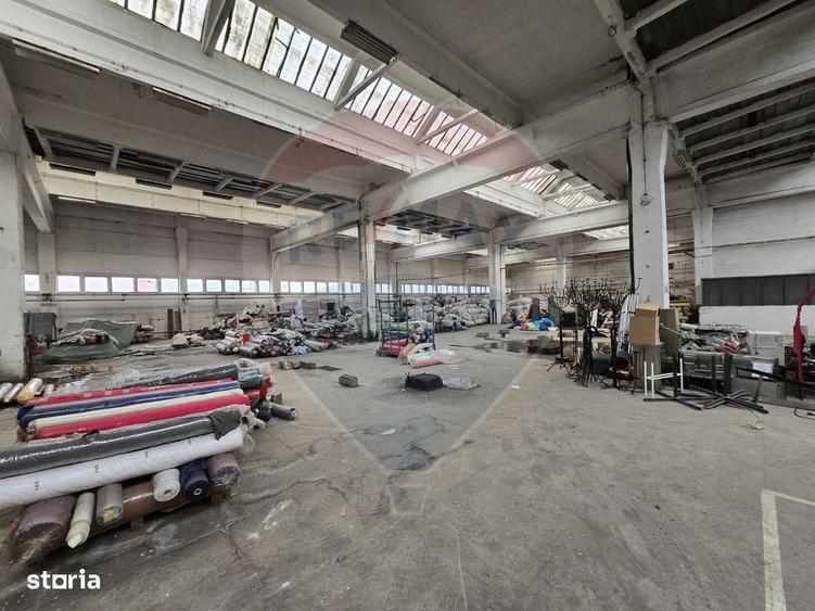 Spațiu comercial, de 600 mp, în Găvana