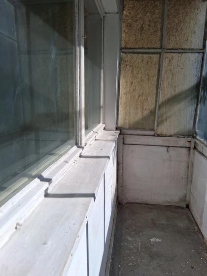 Apartament cu 2 camere decomandat în Victoriei