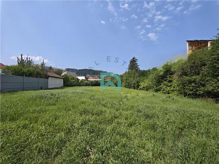Teren agricol intravilan de 1263 mp, în Brașovul Vechi