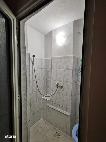 Apartament cu 3 camere decomandat în Mioriței
