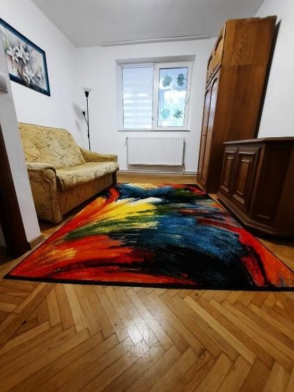 Apartament cu 3 camere semidecomandat, mobilat în Bucureștii Noi