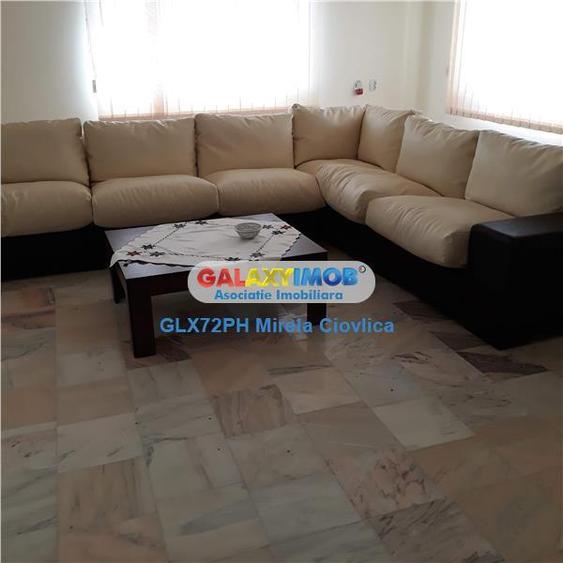 Casă cu 10 camere cu Teren 1500 Mp în Central