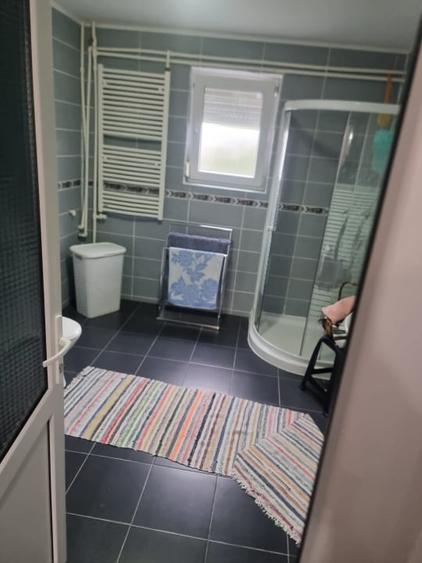 Casă individuală cu 5 camere cu Canalizare în Frătăuții Vechi