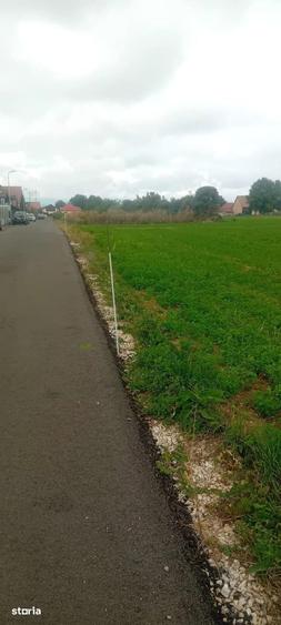 Teren de 628 mp, în Stupini