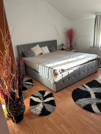 Casă cu 6 camere cu Teren 750 Mp în Agigea