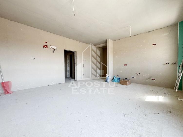Apartament cu 2 camere semidecomandat în Giroc
