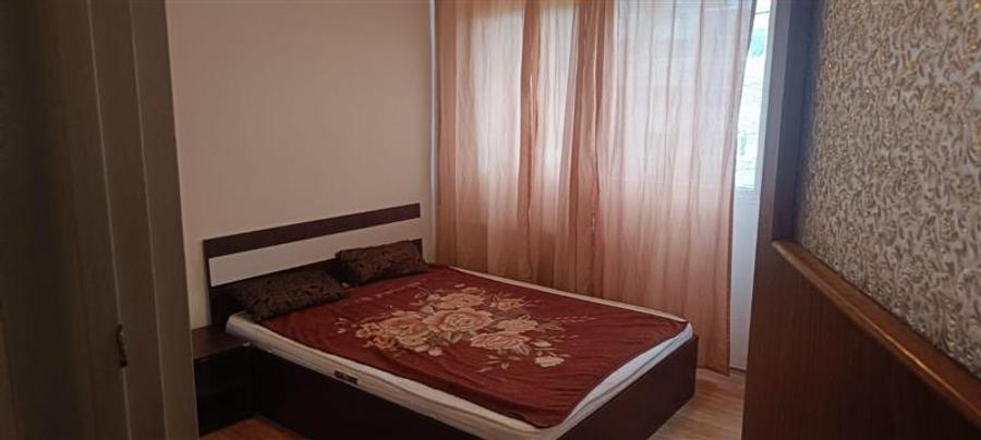 Apartament cu 2 camere decomandat, mobilat în Drumul Taberei
