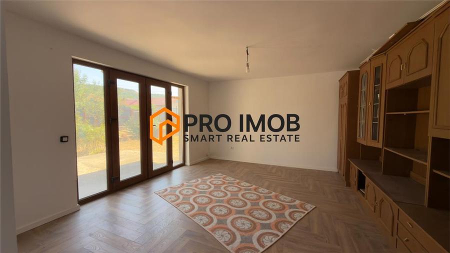 Casă individuală cu 3 camere cu Teren 1749 Mp în Valea Nucului