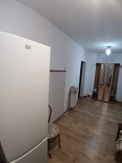 Apartament cu 2 camere decomandat în Coman