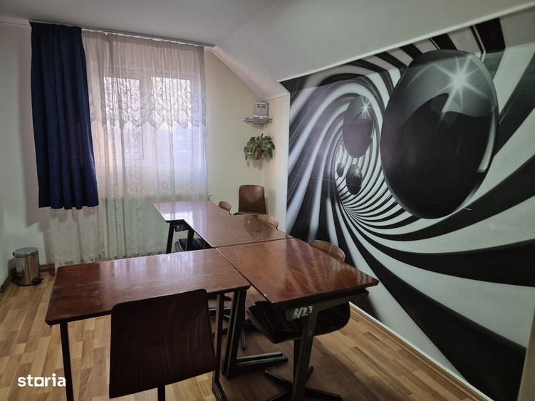 Casă cu 4 camere în Valea Călugărească