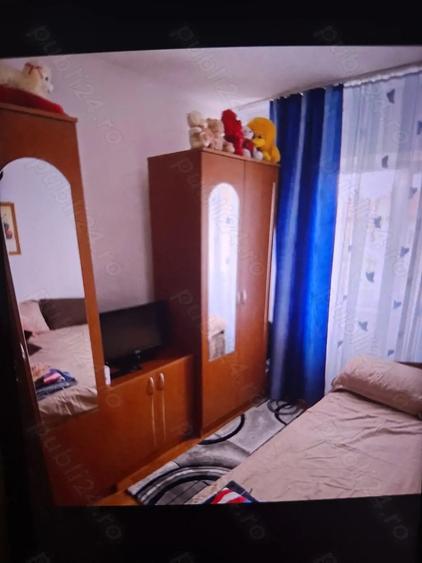 Apartament cu 3 camere decomandat în Ostroveni