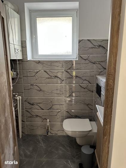 Casă cu 5 camere cu Teren 1430 Mp în Gurghiu