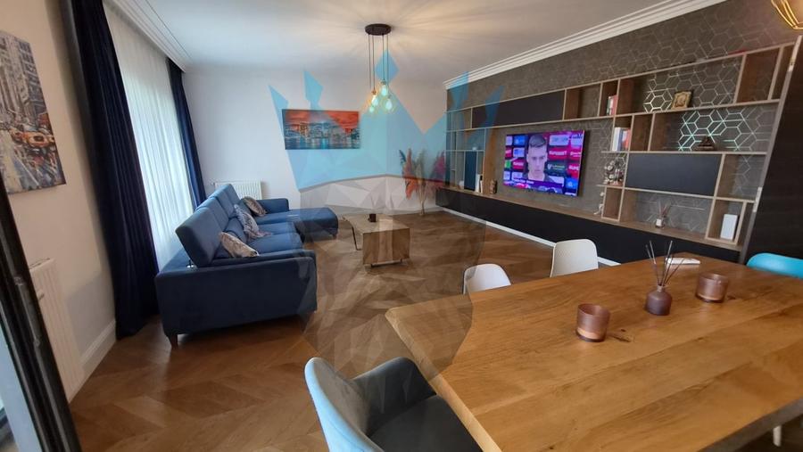 Apartament cu 4 camere decomandat, mobilat în Tei