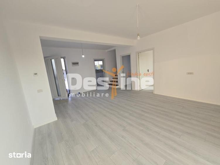 Casă cu 5 camere cu Teren 252 Mp în Valea Lupului