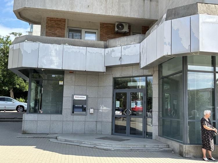 Spațiu comercial, de 165 mp, în Alexandru cel Bun