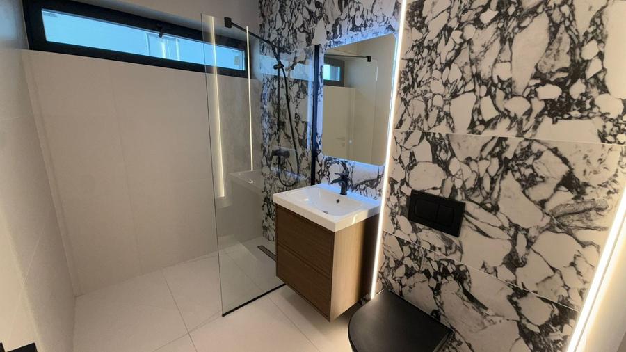 Apartament cu 2 camere, mobilat în Băneasa