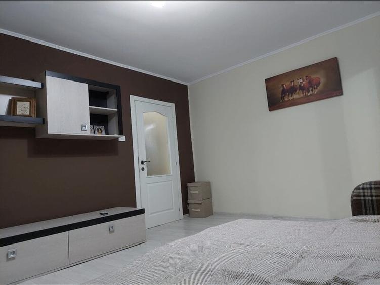 Garsonieră decomandată în Panduri