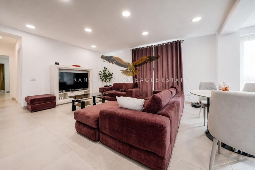 Apartament cu 3 camere semidecomandat, mobilat în Dâmbul Rotund