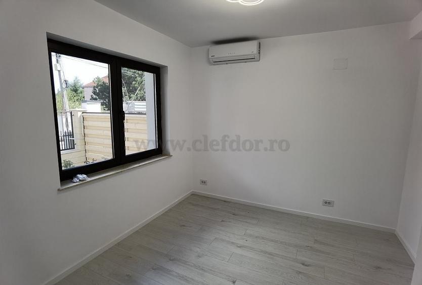 Casă individuală cu 6 camere cu Piscina în Iancu Nicolae