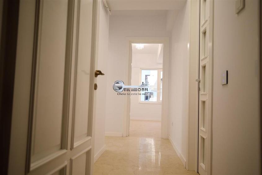 Apartament cu 3 camere decomandat în Copou