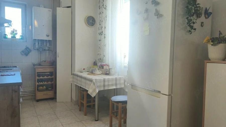 Apartament cu 2 camere decomandat în Progresul