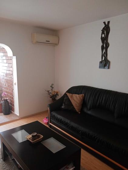 Apartament cu 2 camere decomandat în Exterior Vest