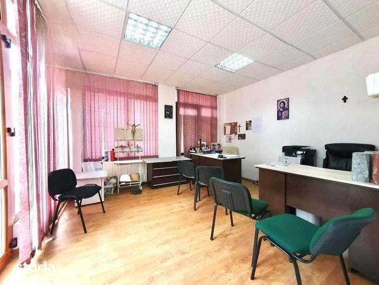 Apartament cu 3 camere în Tătărași