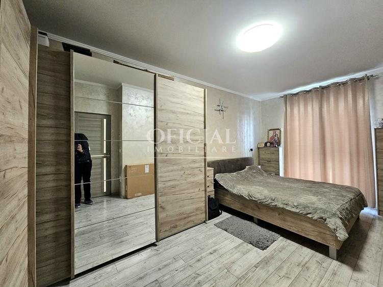 Apartament cu 4 camere semidecomandat, mobilat în Mănăștur
