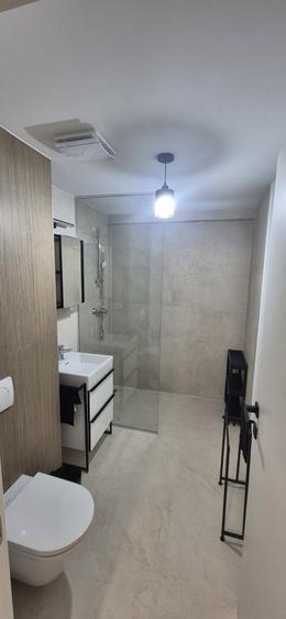 Garsonieră decomandată în Bucureștii Noi