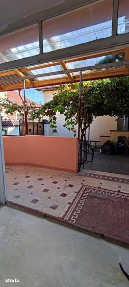 Casă cu 4 camere cu Teren 401 Mp în Salca