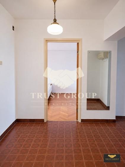 Apartament cu 4 camere decomandat în Dorobanți