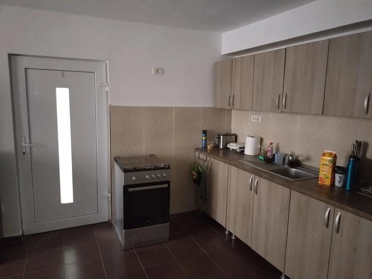 Casă cu 3 camere cu Teren 306 Mp în Central