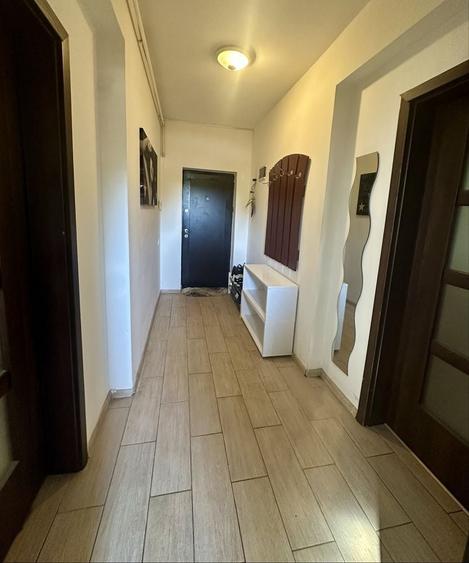 Garsonieră în Vest