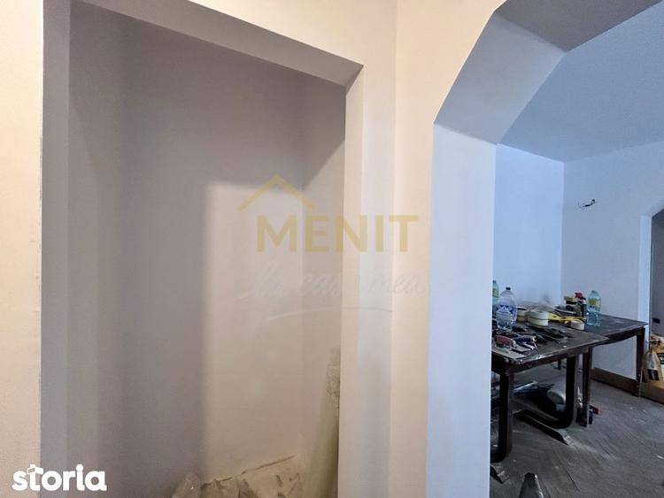 Apartament cu 3 camere semidecomandat în Nord