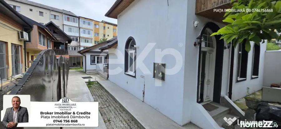 Casă cu 7 camere cu Teren 415 Mp în Central