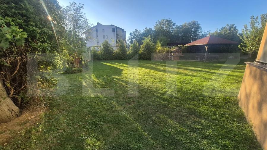 Apartament cu 3 camere decomandat, mobilat în Semicentral