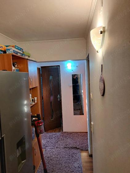 Apartament cu 2 camere decomandat în 1 Mai