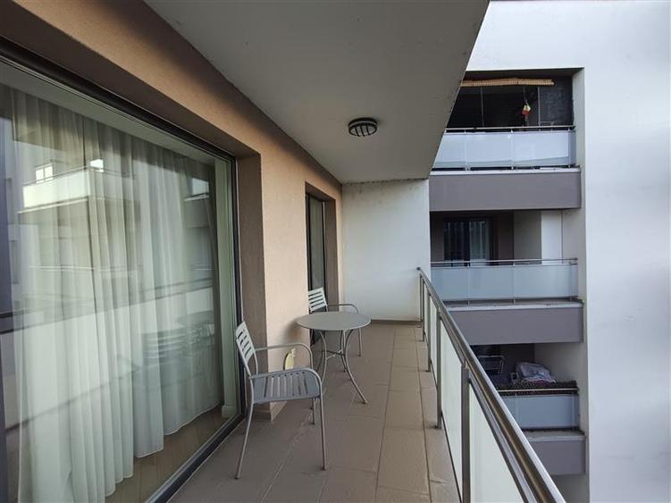 Apartament cu 2 camere semidecomandat, mobilat în Central