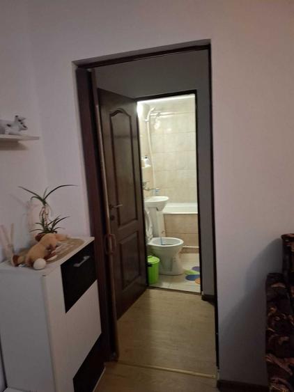 Apartament cu 2 camere semidecomandat, mobilat în Nicolae Bălcescu