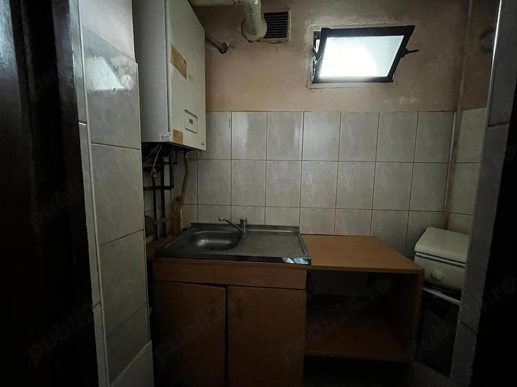 Apartament cu 3 camere decomandat în Dorobanților