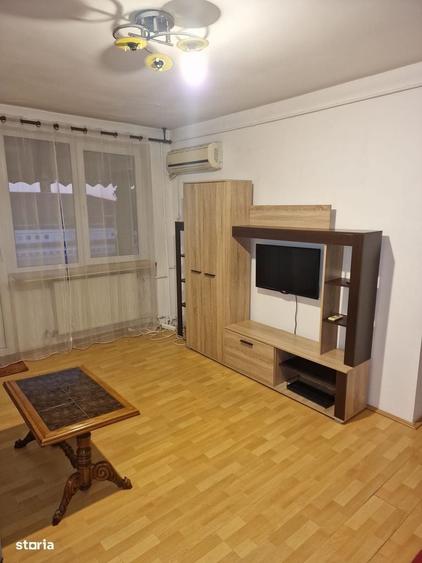 Apartament cu 2 camere semidecomandat în Ultracentral