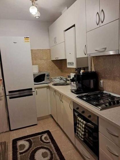 Apartament cu 2 camere semidecomandat în Dosu Bricii