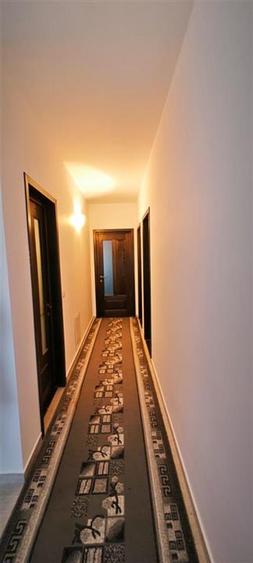 Apartament cu 5 camere decomandat în Lunca Cetățuii