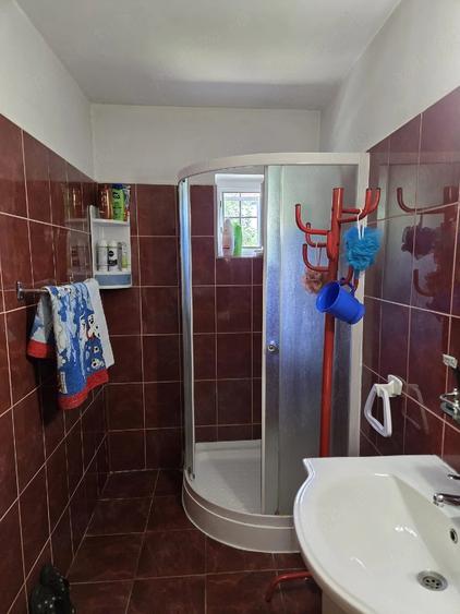Casă cu 3 camere cu Teren 700 Mp în Central