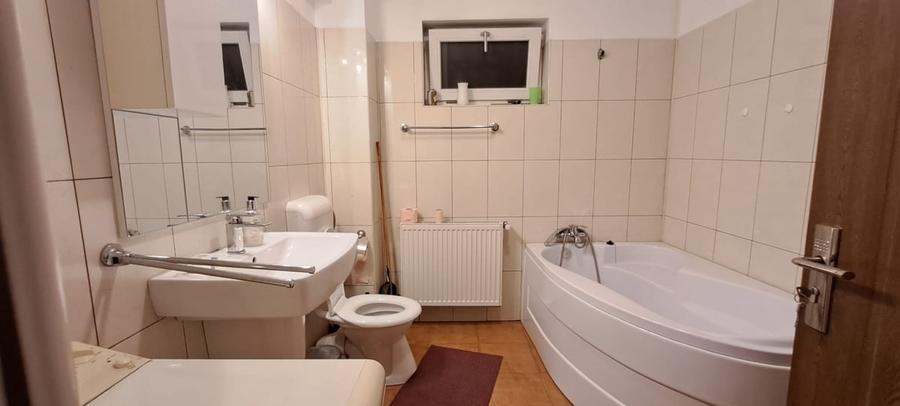 Casă cu Teren 200 Mp în Pantelimon
