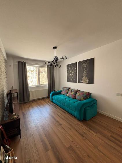 Apartament cu 3 camere în Parcul Carol