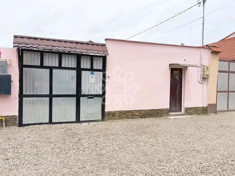 Casă cu 2 camere cu Teren 226 Mp în Iosia
