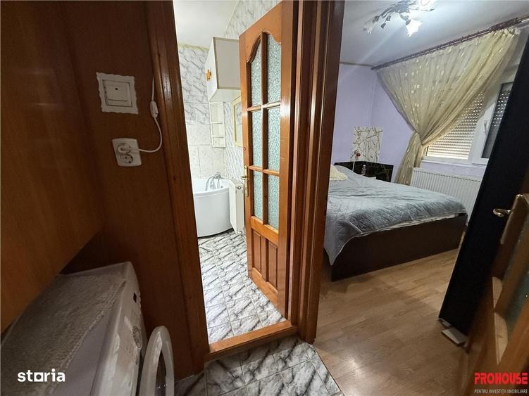Apartament cu 2 camere semidecomandat în Mioriței