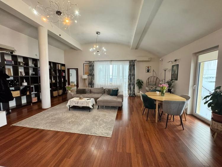 Apartament cu 3 camere decomandat, mobilat în Valea Borcutului