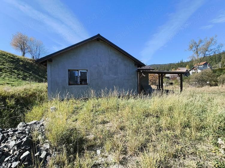 Casă cu Teren 500 Mp în Central